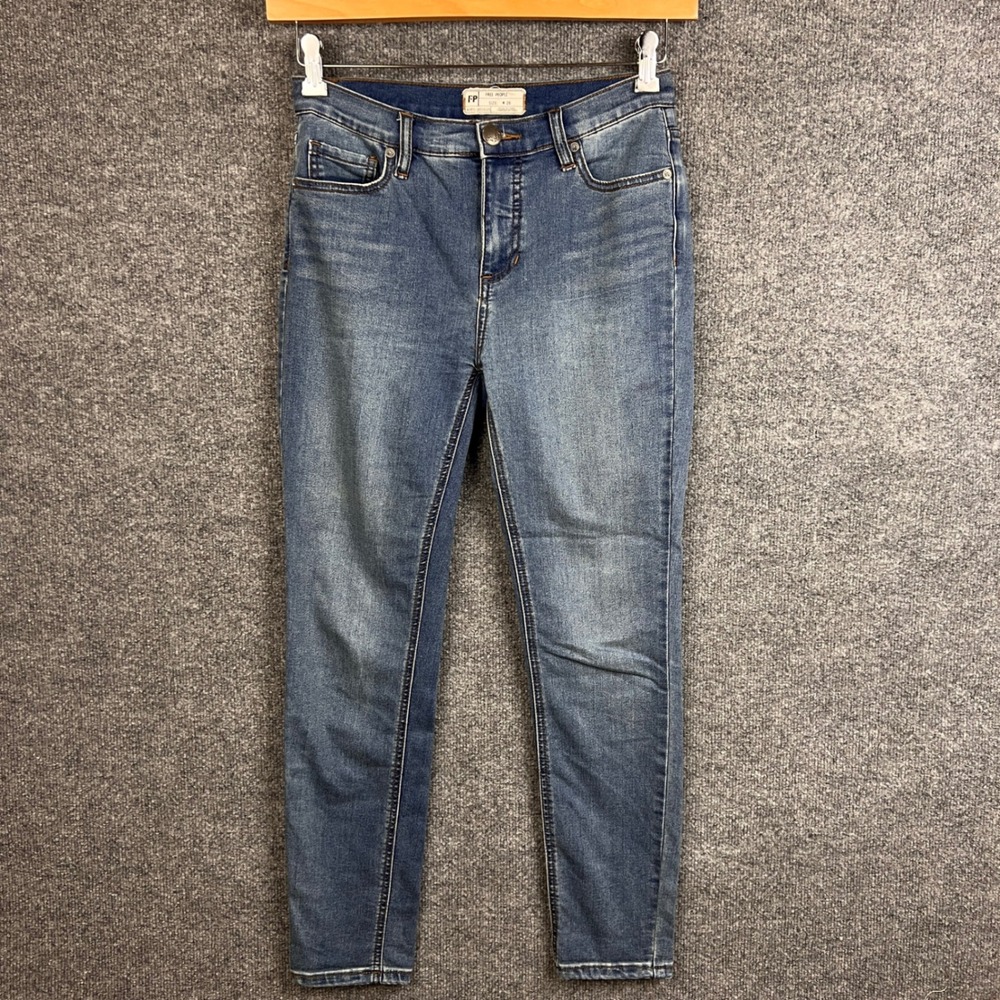 Free People Women's‎ Size 26 Distressed Blue Denim Skinny Jeans